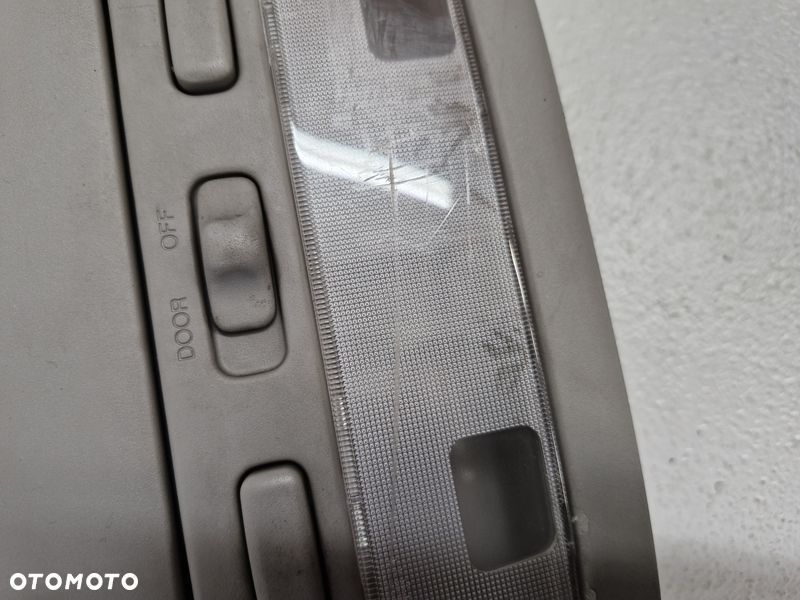 toyota corolla verso i 1 lampka oświetlenie kabiny wnętrza 81260-13030 - 3