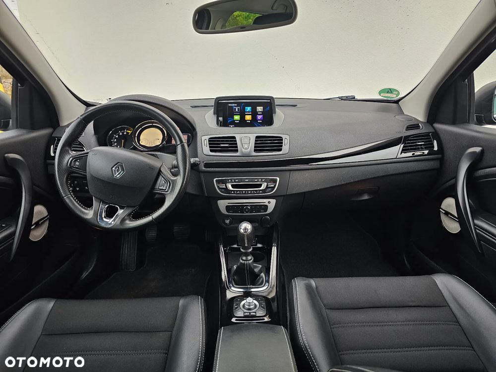 Renault Megane ENERGY TCe 130 BOSE EDITION - 29