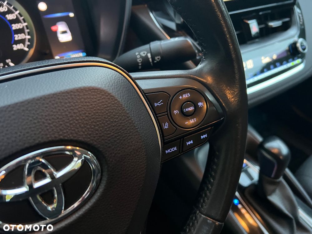 Toyota Corolla - 17