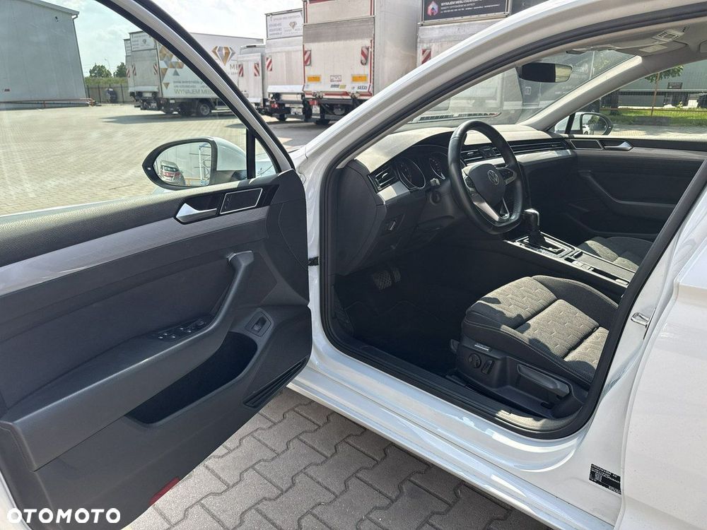Volkswagen Passat 1.5 TSI EVO Business DSG - 10