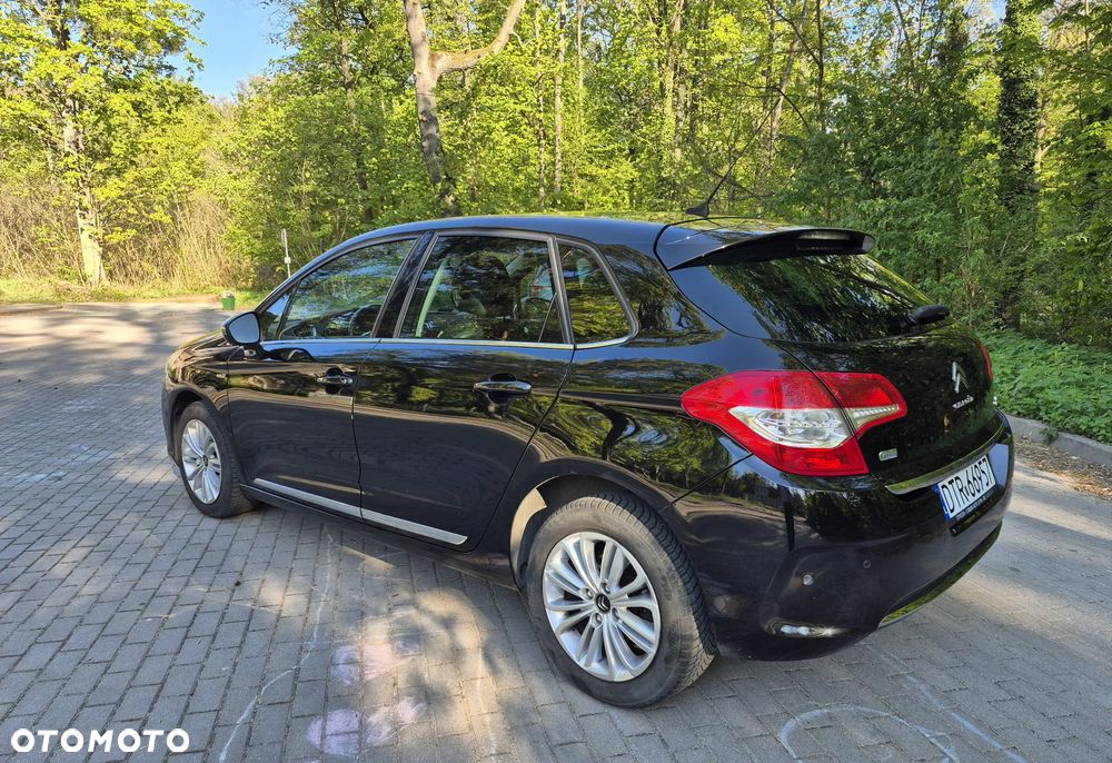 Citroën C4 e-HDi 115 Exclusive - 5