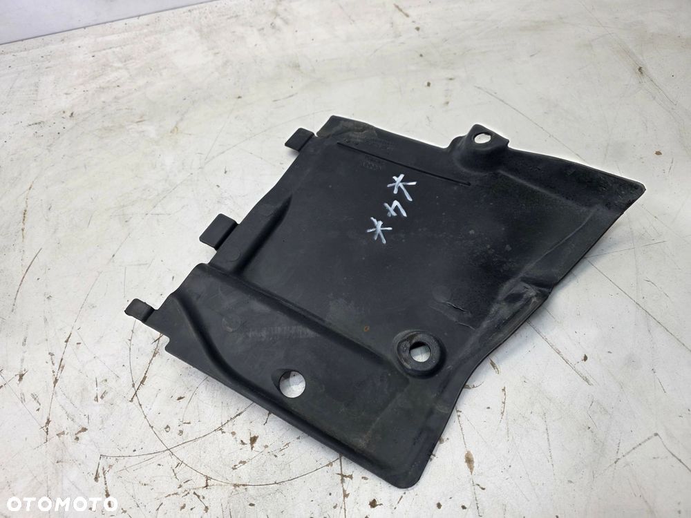 OSŁONA PODWOZIA PRAWY PRZÓD MAŁA AUDI A4 B9 A5 8W 8W0825202 *4* - 3