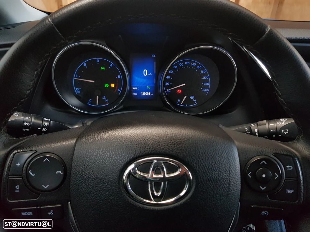 Toyota Auris Touring Sports 1.4 D-4D Comfort+Pack Sport - 22