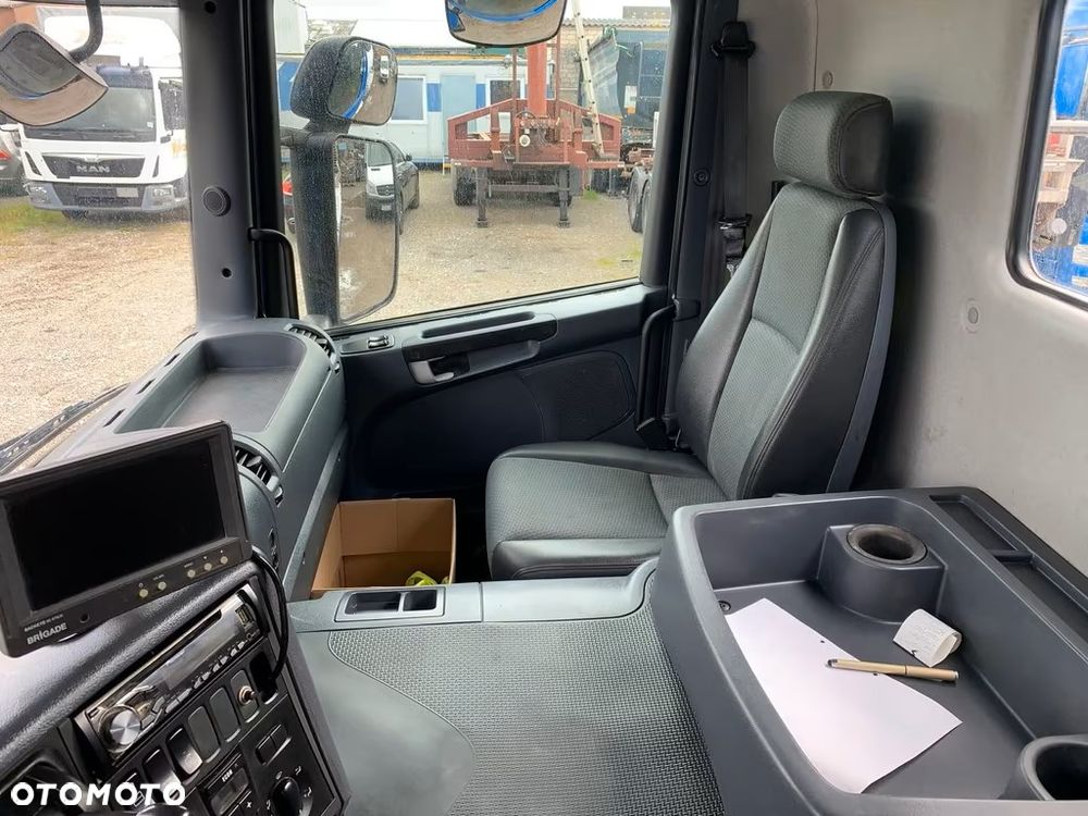 Scania P410 / Betonomieszarka Liebherr 9 m³ / 8x4 / 190 tys. km - 10