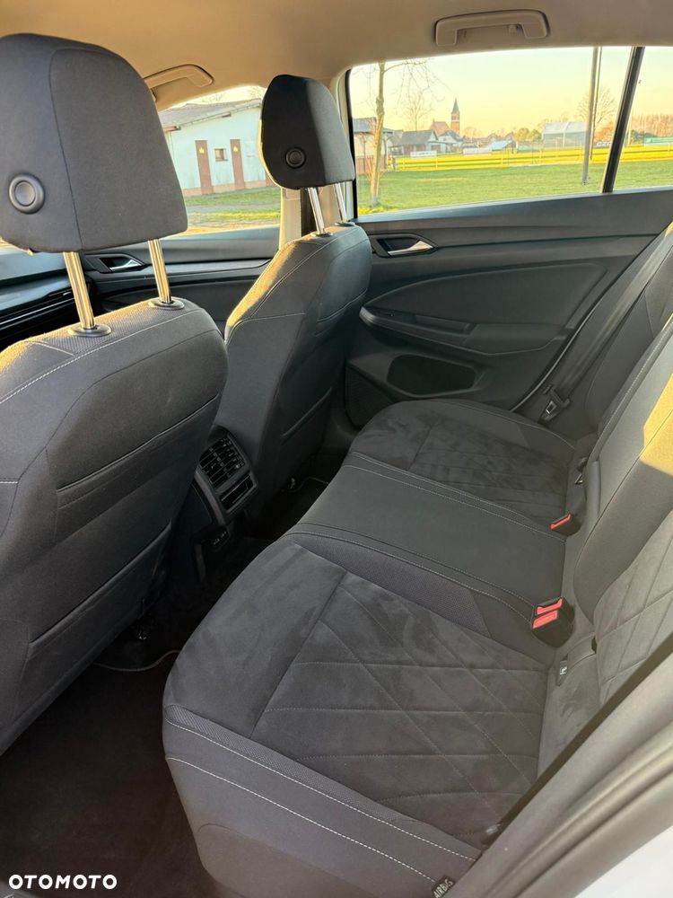 Volkswagen Golf 1.5 TSI EVO Style - 8