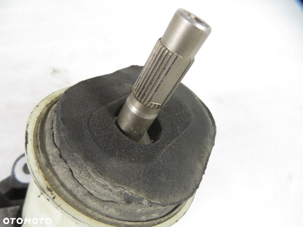 MAGLOWNICA RENAULT MEGANE III A0022601 A0012632C 490017022R - 2