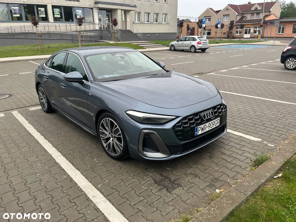 Audi A5 Limousine - 1