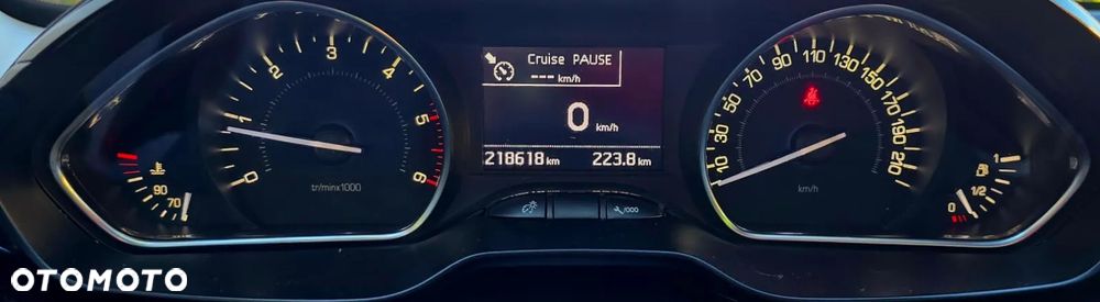Peugeot 208 Blue-HDi 100 Stop&Start Allure - 29