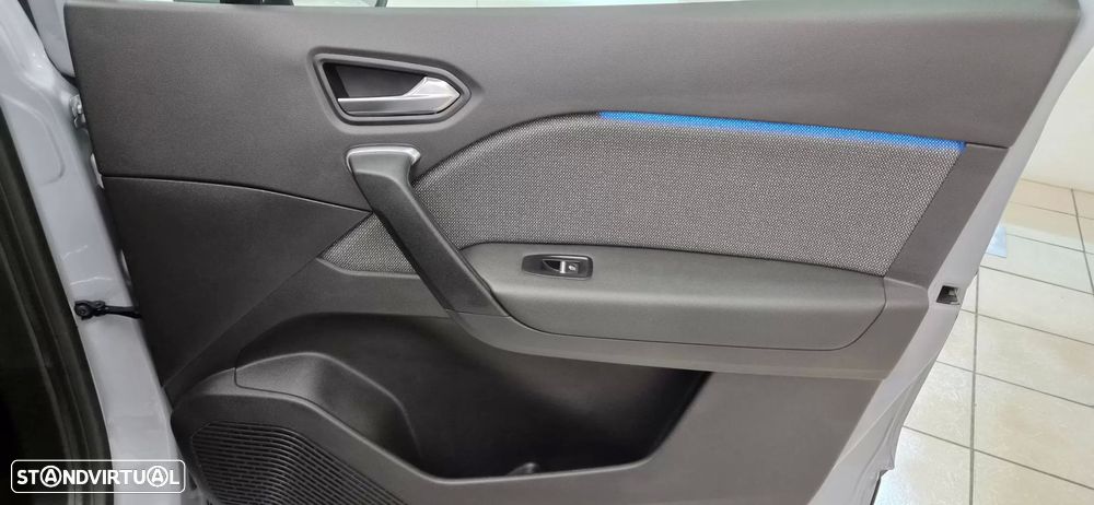 Renault Captur 1.0 TCe Techno - 32