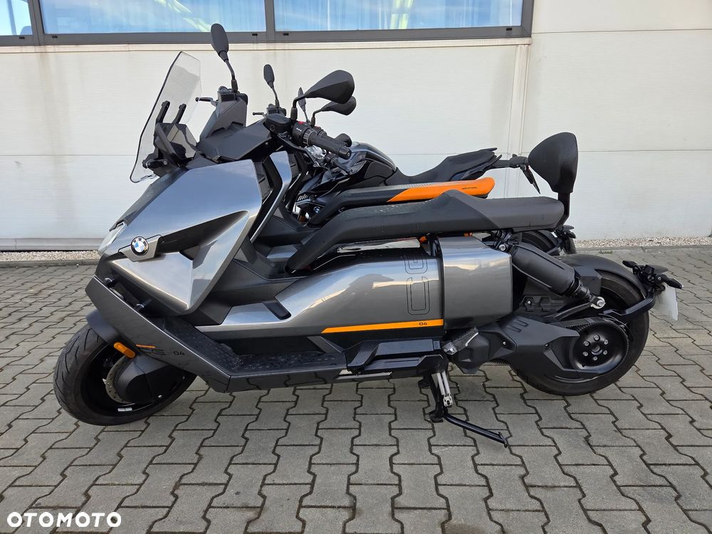 BMW CE 04 - 13