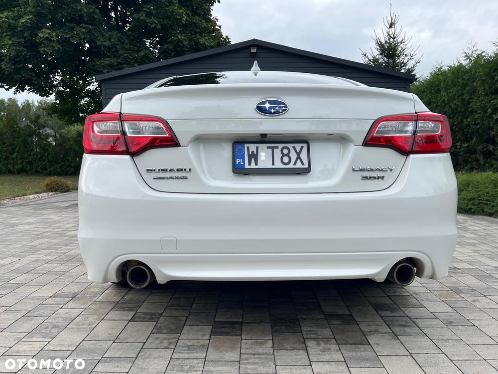 Subaru Legacy - 9