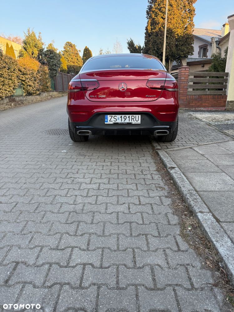 Mercedes-Benz GLC - 13