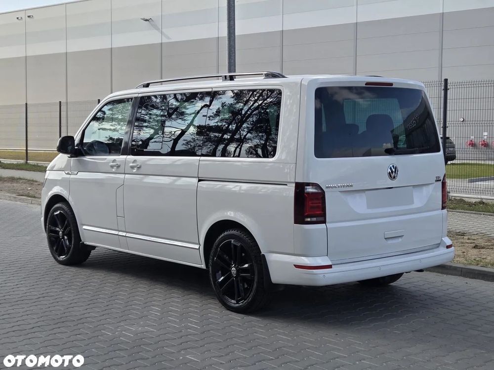 Volkswagen Multivan - 18