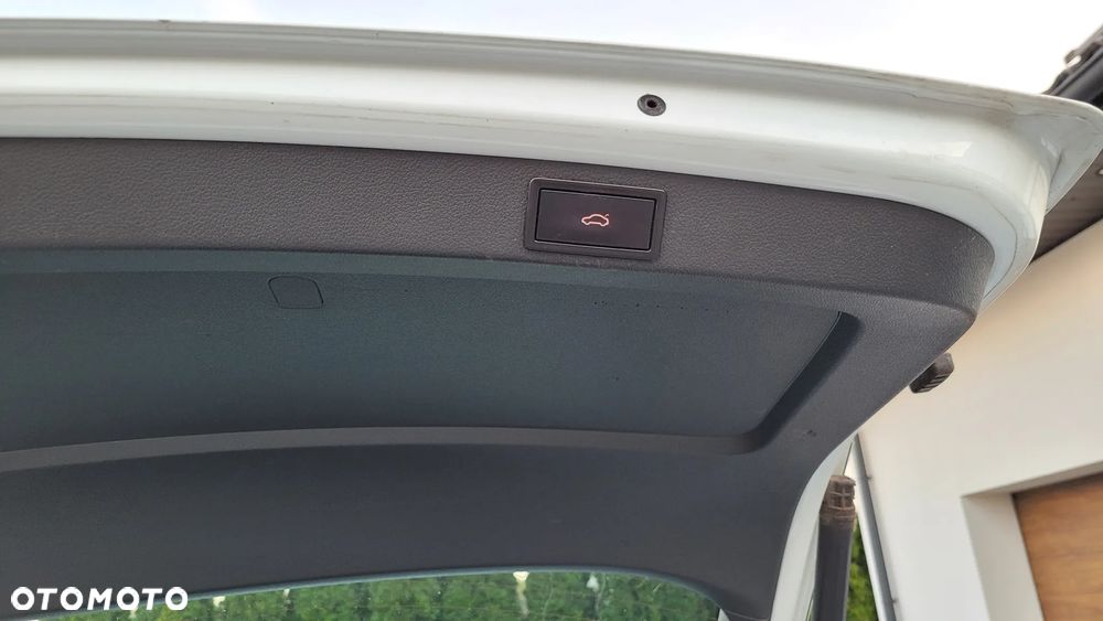 Skoda Octavia 2.0 TDI Style DSG - 4