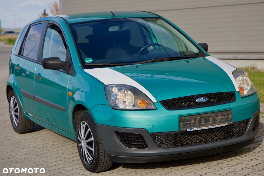 Ford Fiesta 1.4 Style - 27