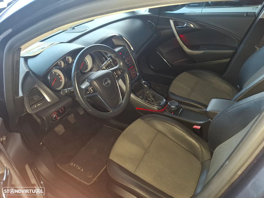 Opel Astra 1.4 Cosmo - 5