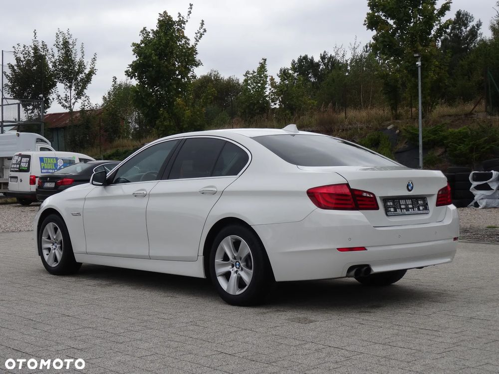 BMW Seria 5 520i Sport-Aut - 7