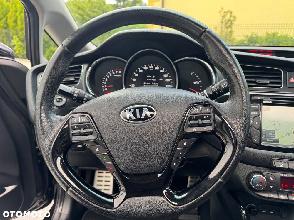 Kia Ceed 1.6 GDI Platinum Edition - 26