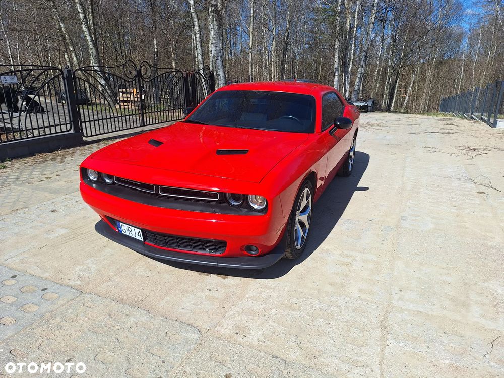 Dodge Challenger - 1