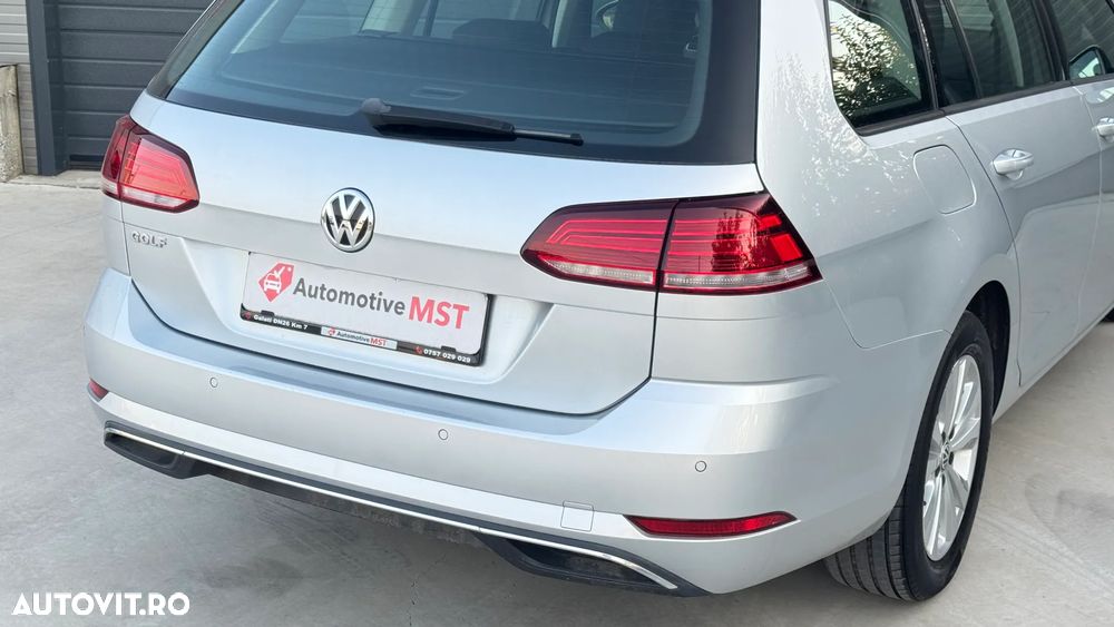 Volkswagen Golf 1.6 TDI SCR Comfortline - 28