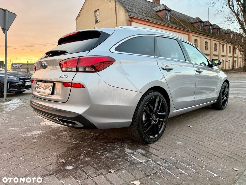 Hyundai i30 1.5 T-GDI 48V-Hybrid Advantage - 29