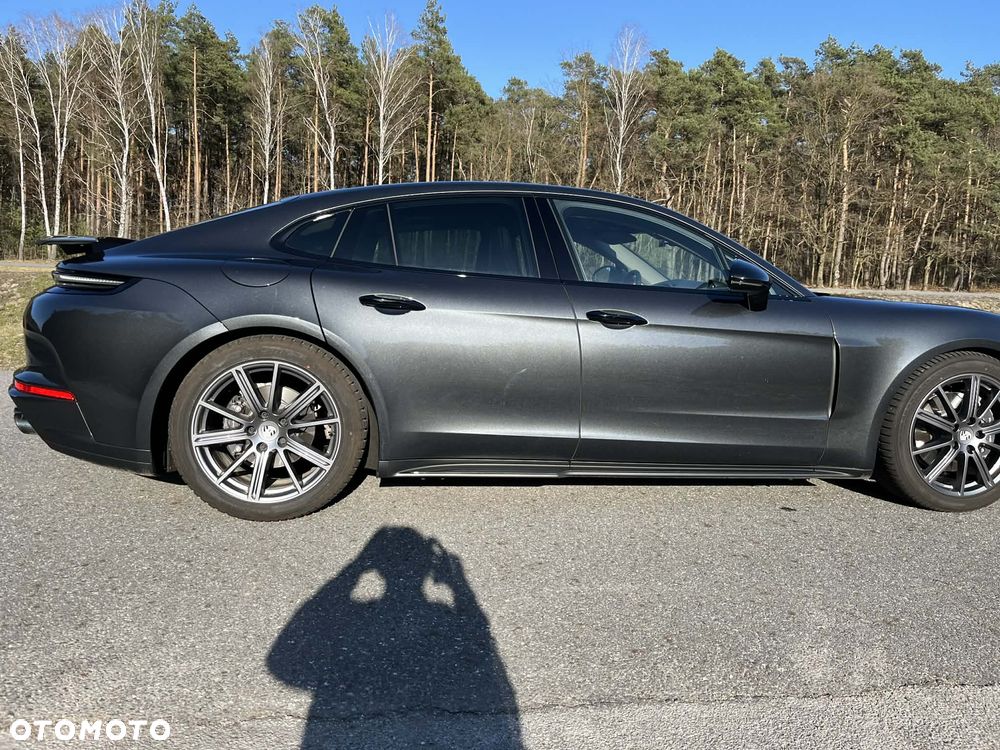 Porsche Panamera - 16
