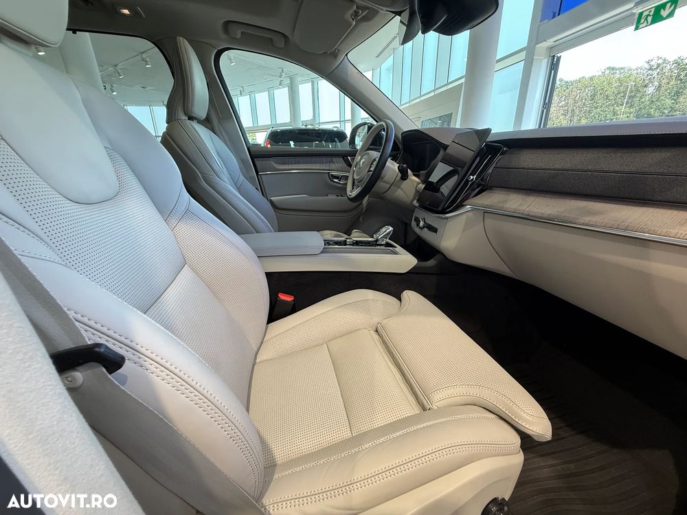 Volvo XC 90 B5 AWD MHEV Ultra Bright - 28