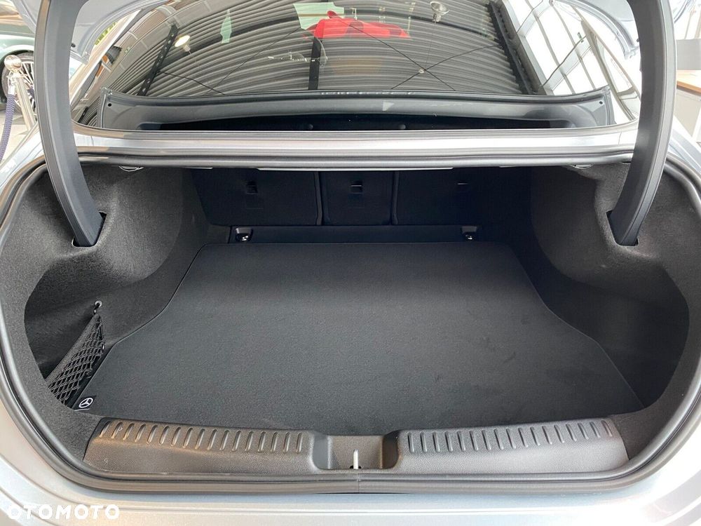 Mercedes-Benz CLA - 26