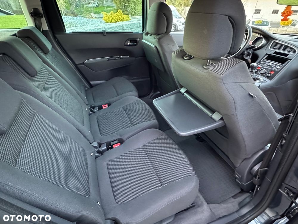 Peugeot 5008 1.6 HDi Trendy - 8