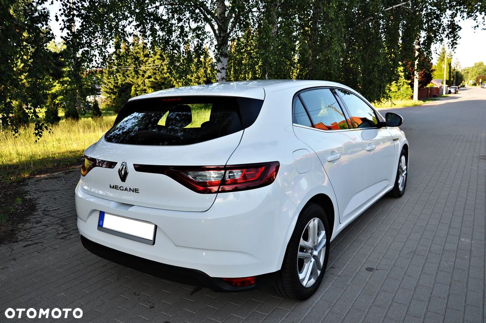 Renault Megane ENERGY TCe 100 EXPERIENCE - 7