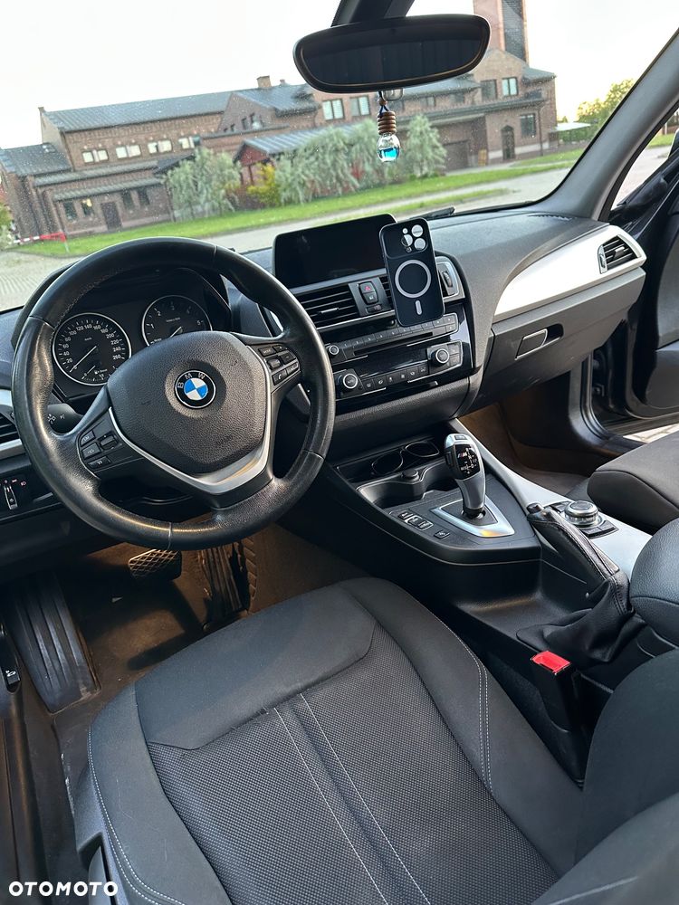 BMW Seria 1 118d Sport Line - 13