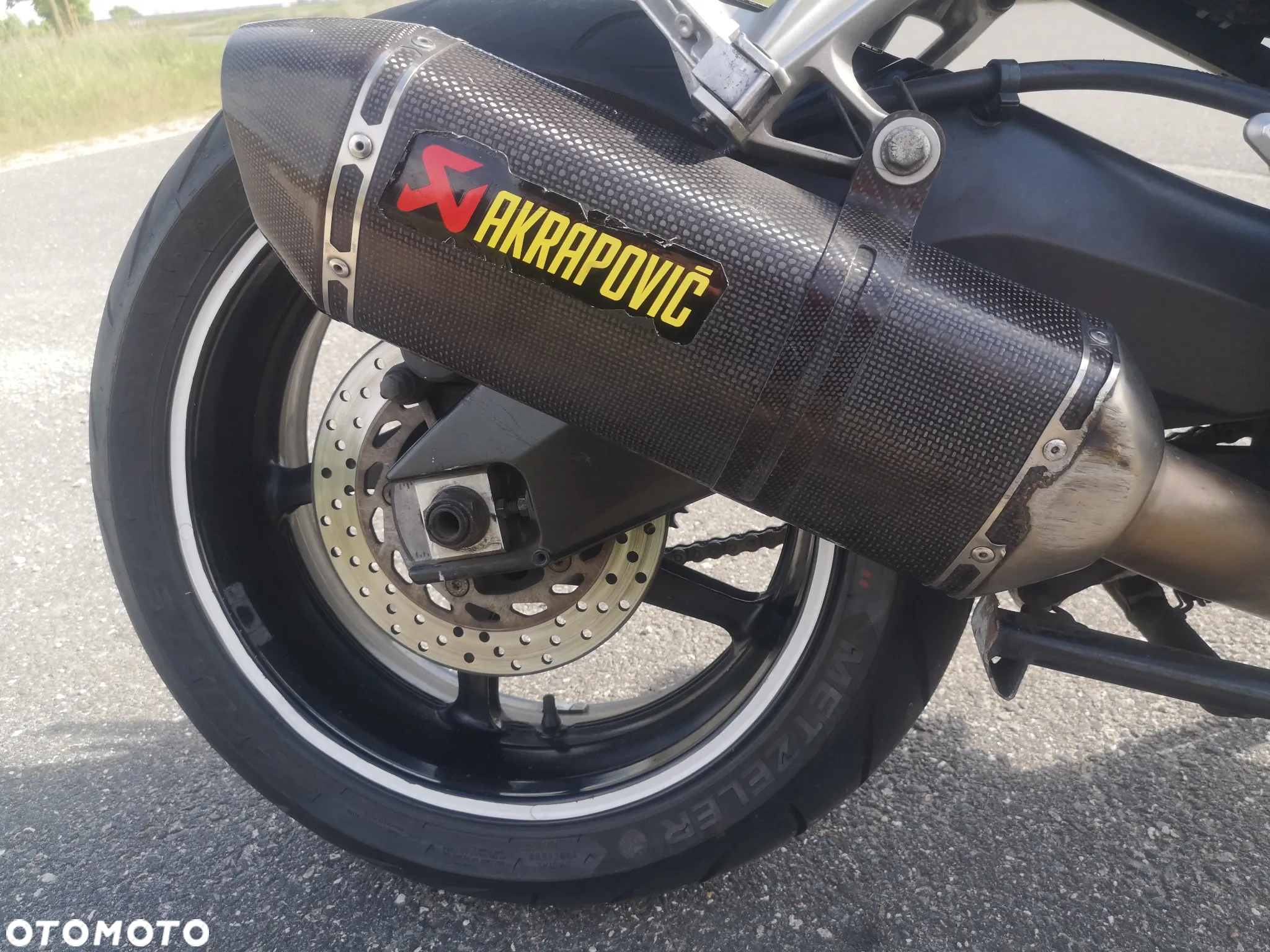 Yamaha FZ - 12