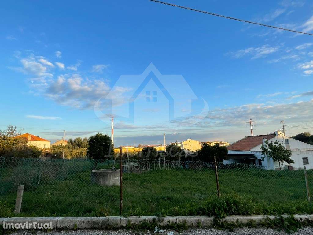 Terreno em fase de legalização com 280 m² na Portela da Azóia, Sant... - Grande imagem: 3/8