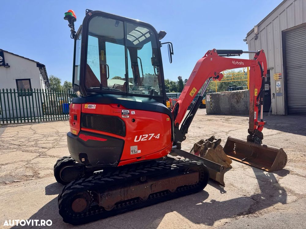Kubota U27 - 4