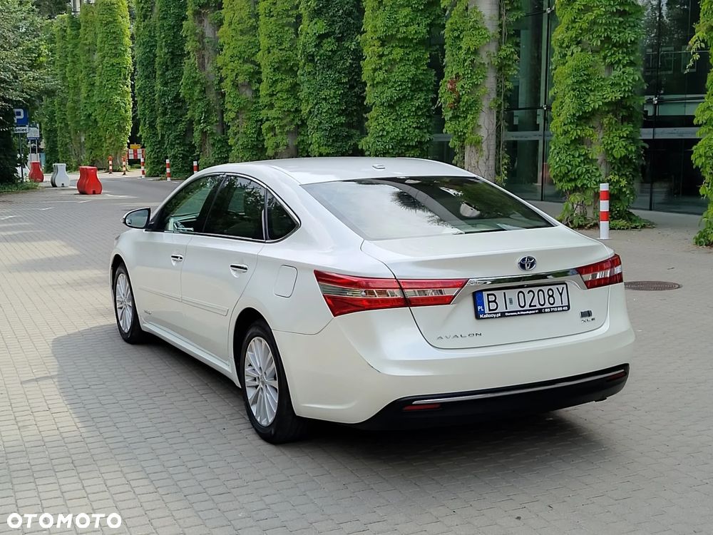 Toyota Avalon - 7