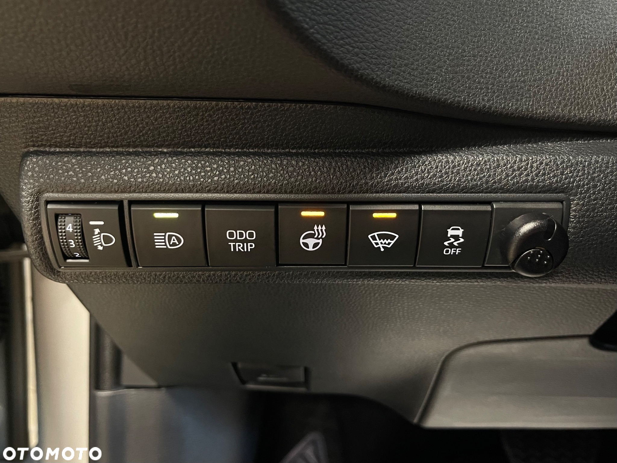 Toyota Corolla 2.0 Hybrid GR Sport Dynamic - 21