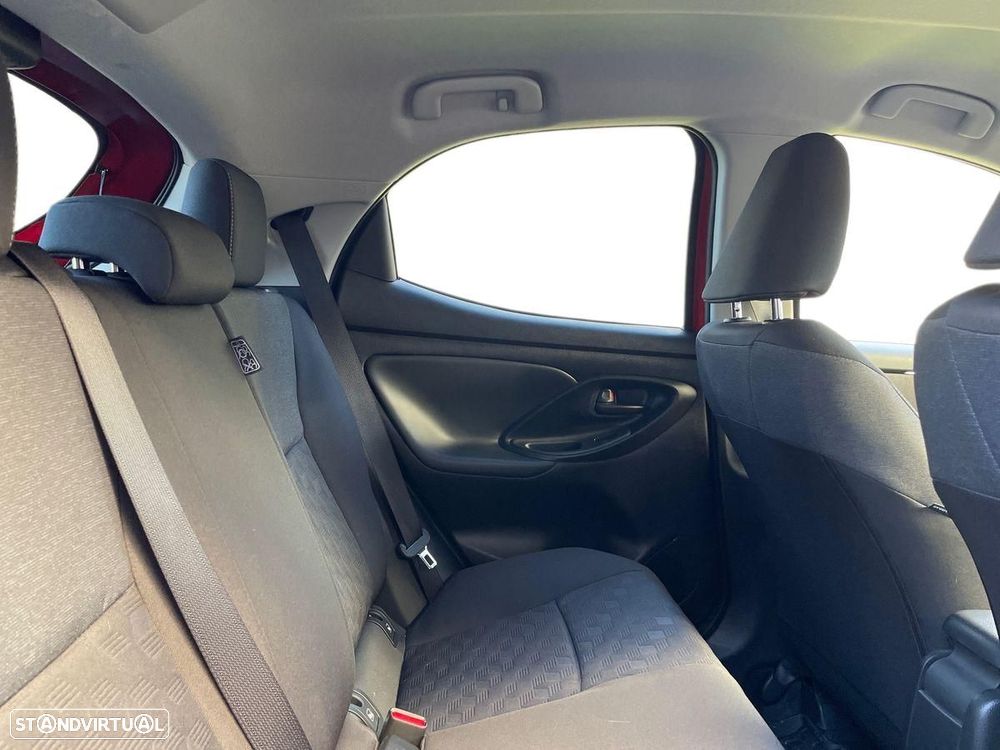 Toyota Yaris - 7