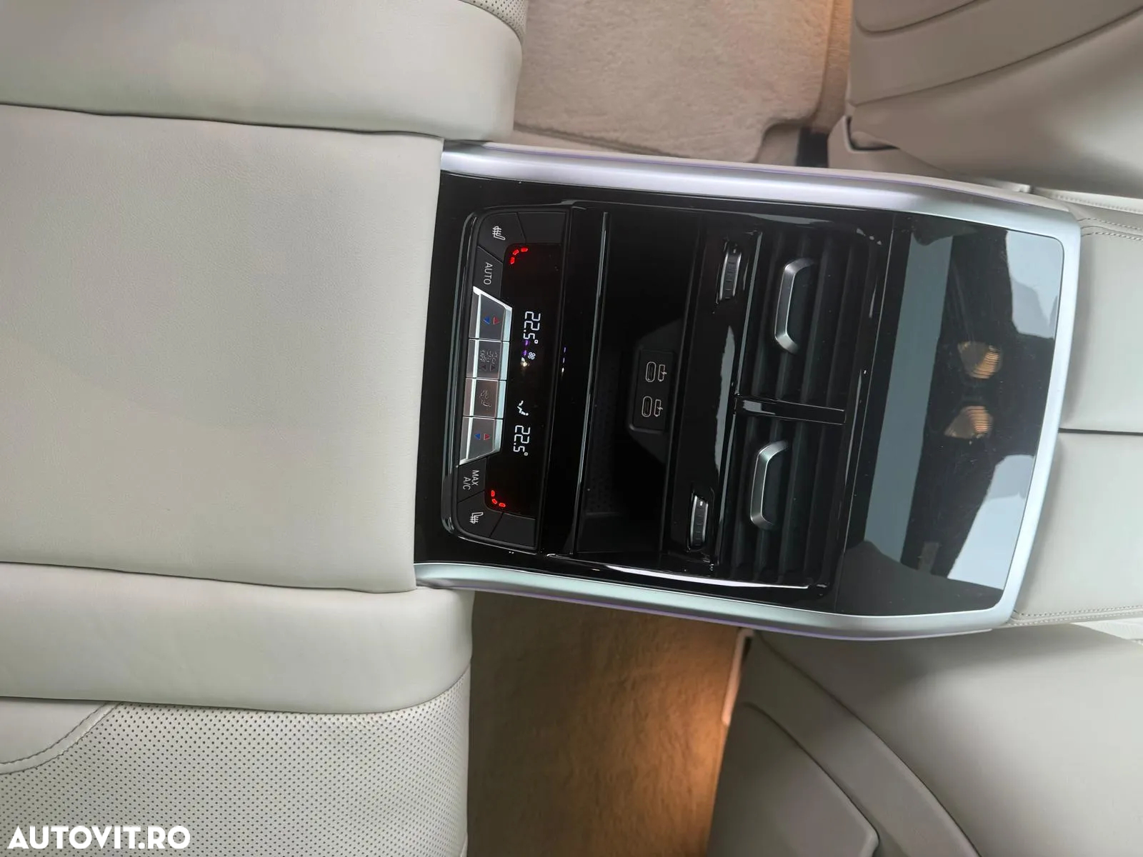 BMW Seria 8 840d xDrive AT MHEV - 14
