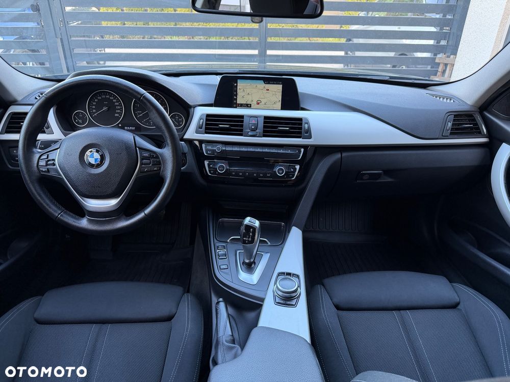 BMW Seria 3 318i GPF Sport Line Shadow - 17