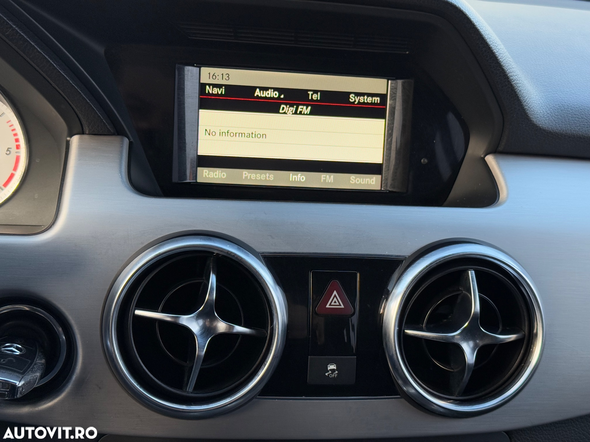 Mercedes-Benz GLK 220 CDI DPF 4Matic BlueEFFICIENCY 7G-TRONIC SPORT EDITION - 11