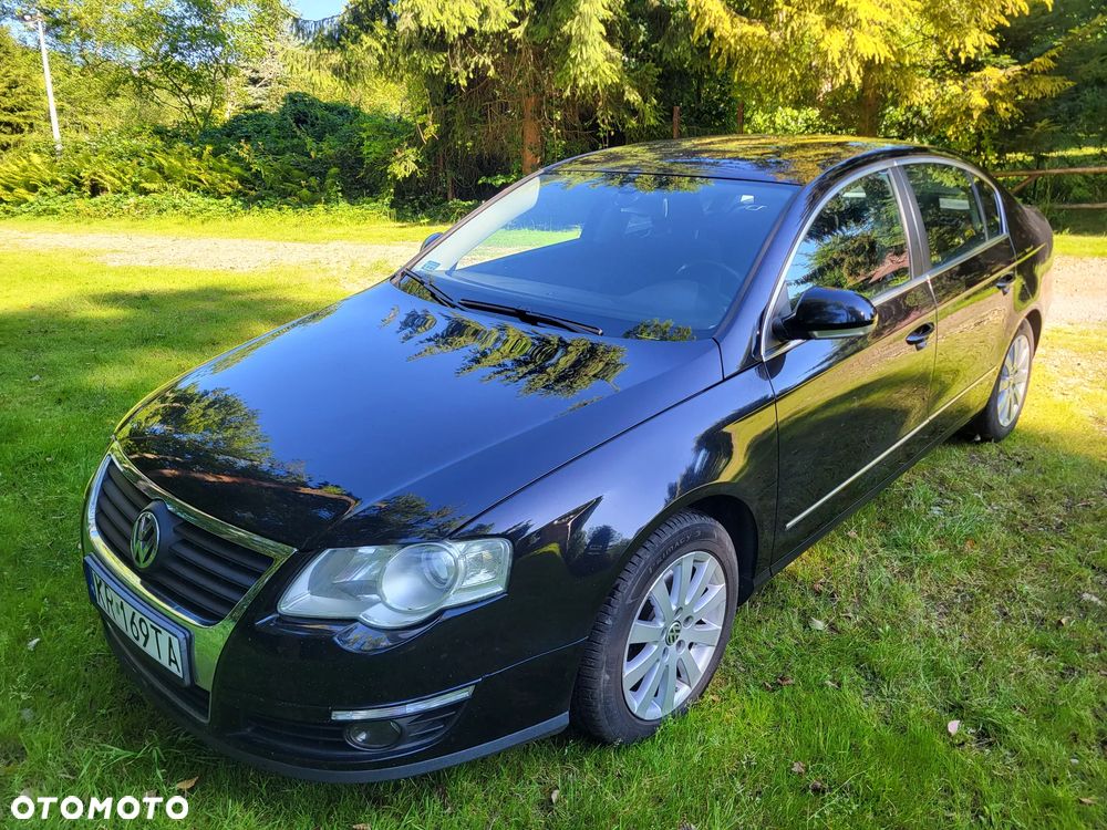 Volkswagen Passat 1.6 TDI BlueMotion Technology Comfortline - 3