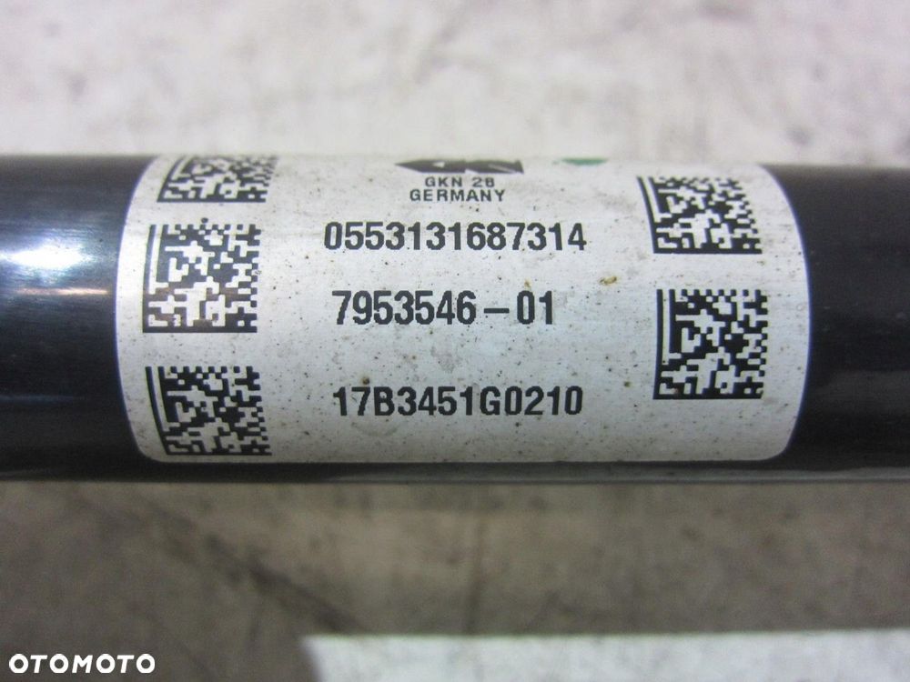 BMW X3 G01 3.0iX PÓŁOŚ TYLNA PRAWA PRAWY TYŁ 7953546 8679940 33207953546 - 7