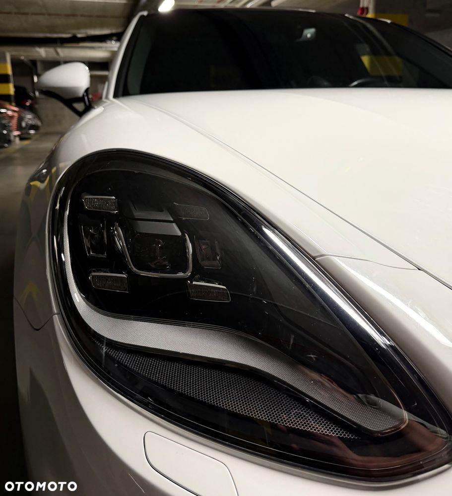 Porsche Panamera - 15