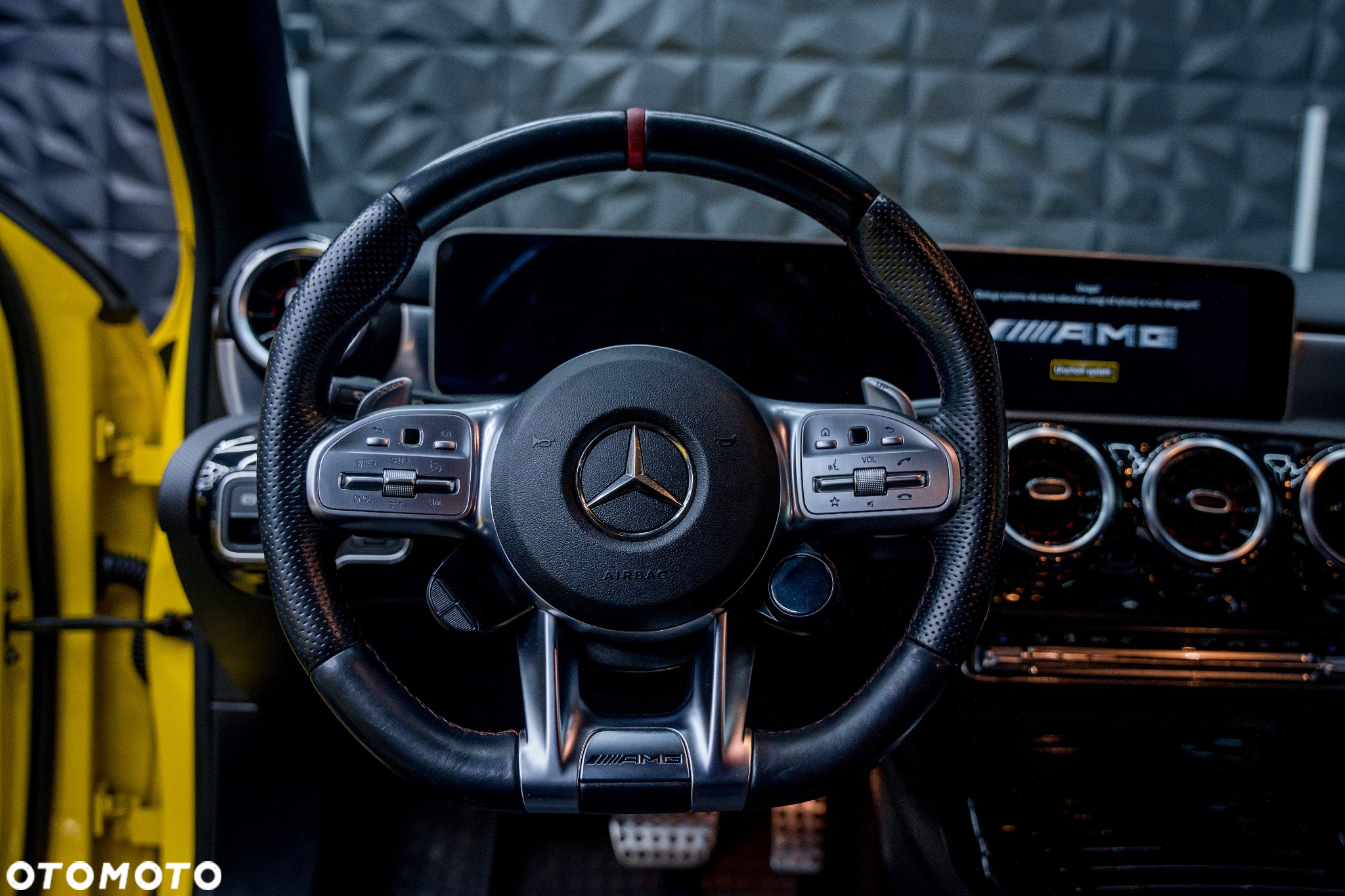 Mercedes-Benz Klasa A 35 AMG 4-Matic Edition 1 7G-DCT - 34