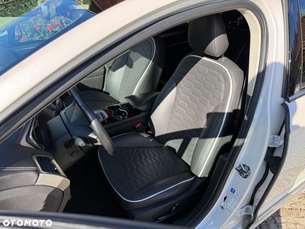 Ford Mondeo 2.0 TDCi Bi-Turbo PowerShift-Aut Vignale - 18