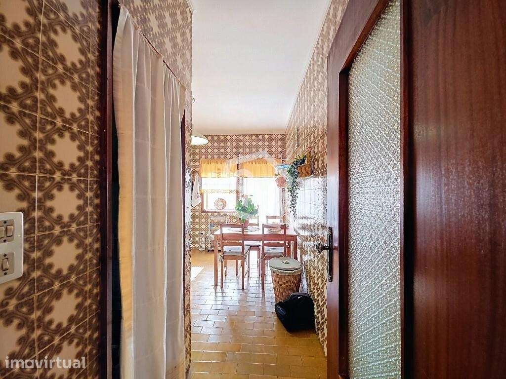 Apartamento T2 APENAS PARA INVESTIMENTO - Grande imagem: 3/16