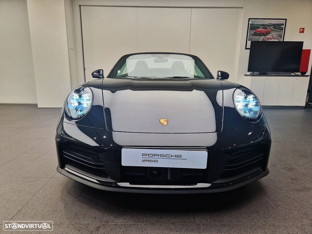 Porsche 911 (992) Carrera - 11