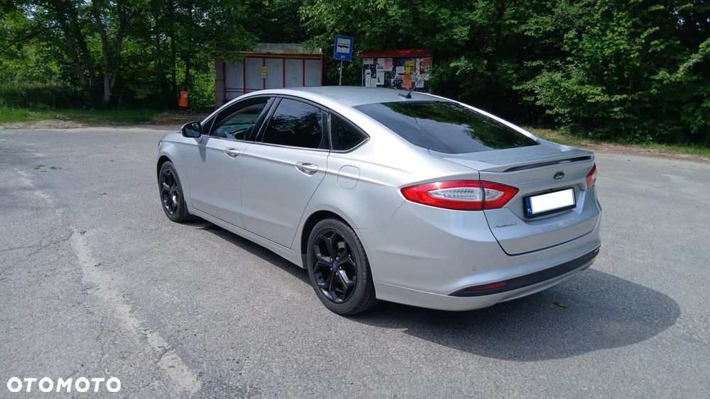 Ford Fusion - 3