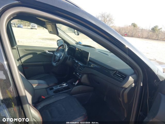 Ford Escape - 12
