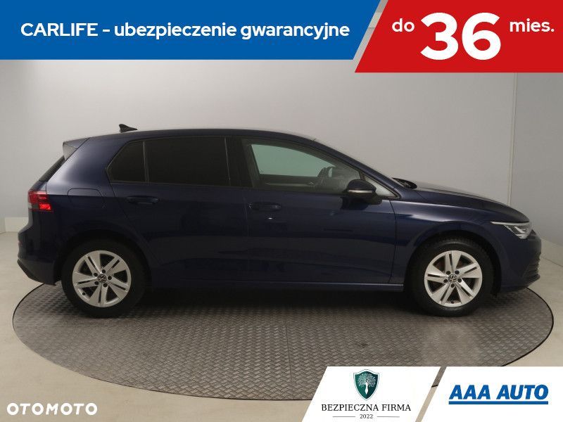 Volkswagen Golf - 8